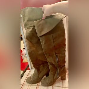 Gorgeous to the knee faux suede boots!